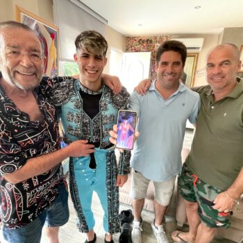 Antoñito, el héroe del ascenso, ya tiene el traje de torero de Manolo Rincón