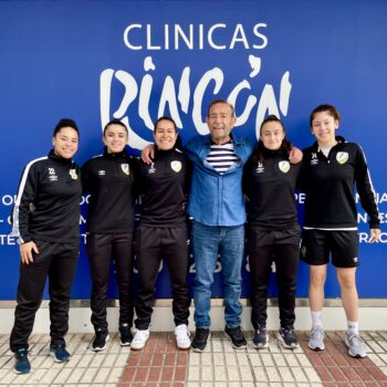 Las renovadas instalaciones de Clínicas Rincón Dental en Torremolinos reciben al Atlético Torcal de fútbol sala femenino