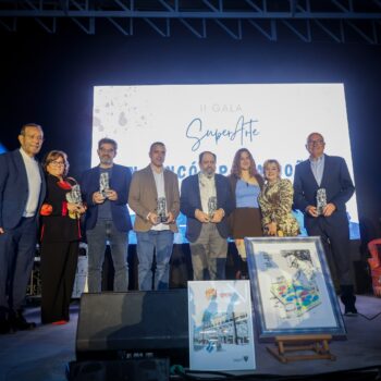 La ‘II Gala SuperArte’ de Fundación Rincón premia a López Nieto, Bernardo Quintero, Sarah Almagro o Pachi en una gala para el recuerdo